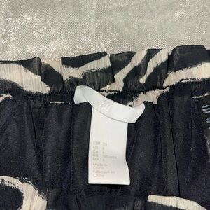 H&M Black and White Skirt